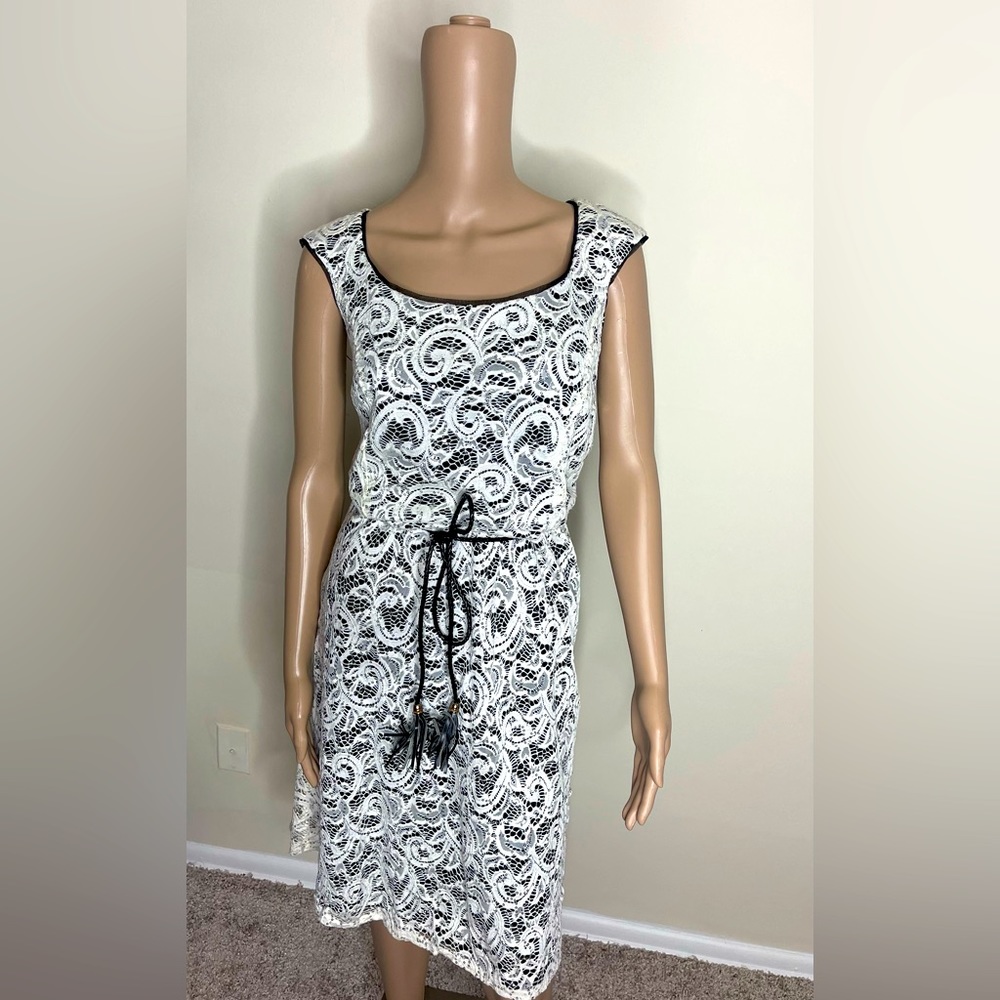 R & M Richards White And Black Lace Dress